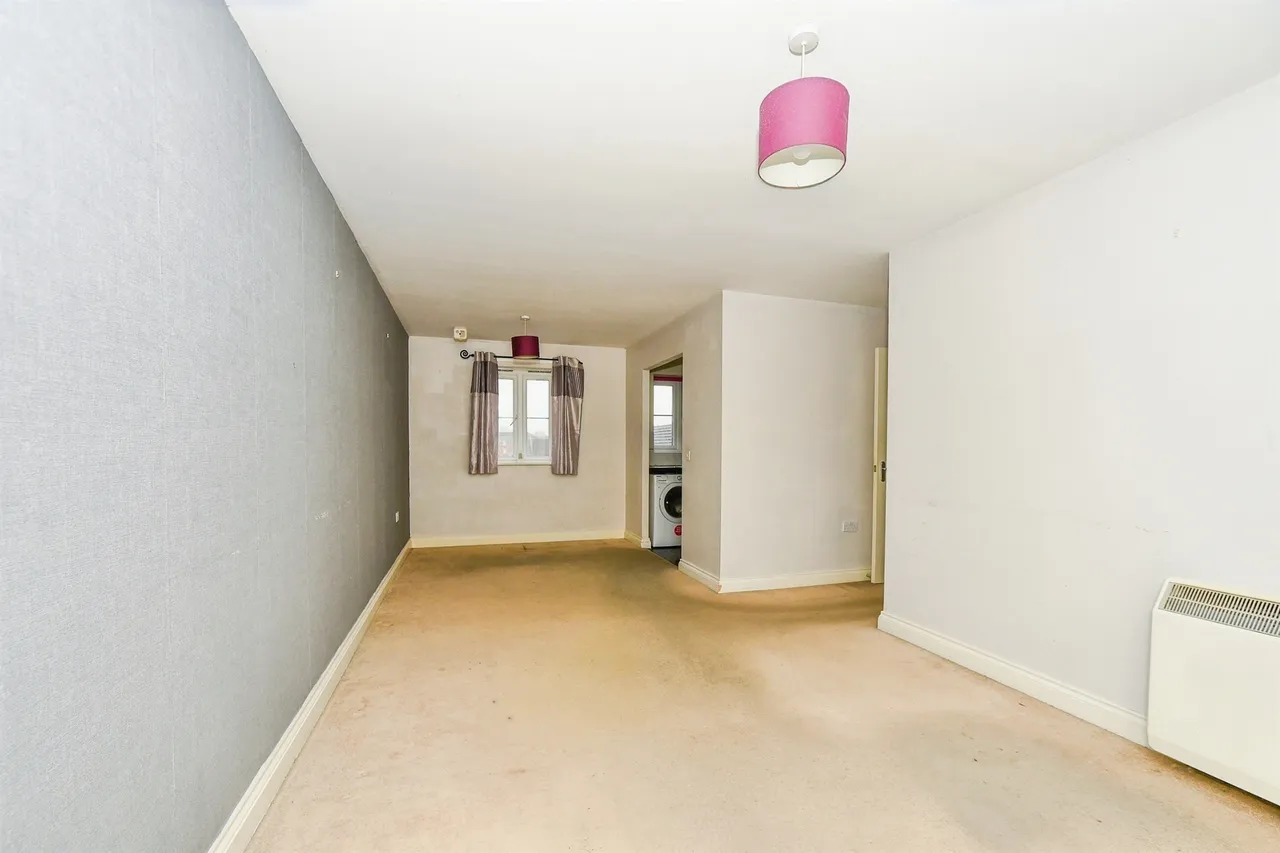 Horsham Road, Swindon, SN3, photo 6