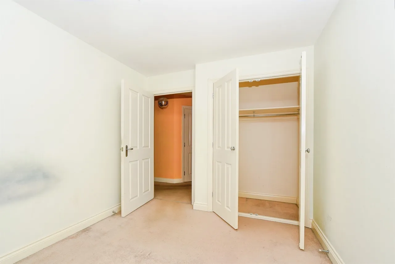 Horsham Road, Swindon, SN3, photo 10