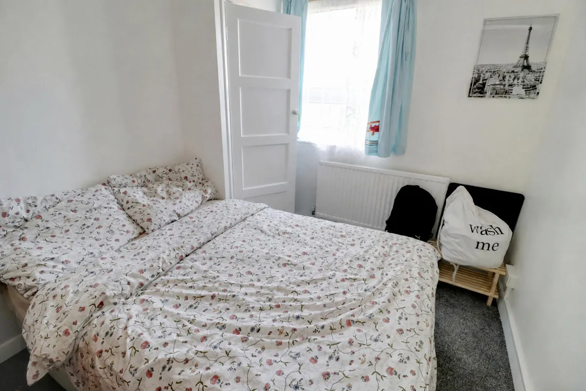 Barking Road, London, E6, photo 8