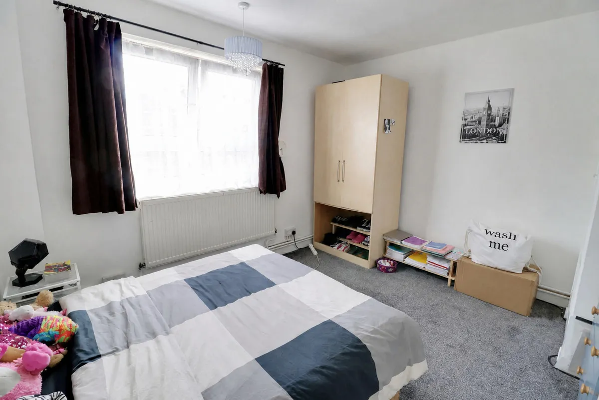 Barking Road, London, E6, photo 5