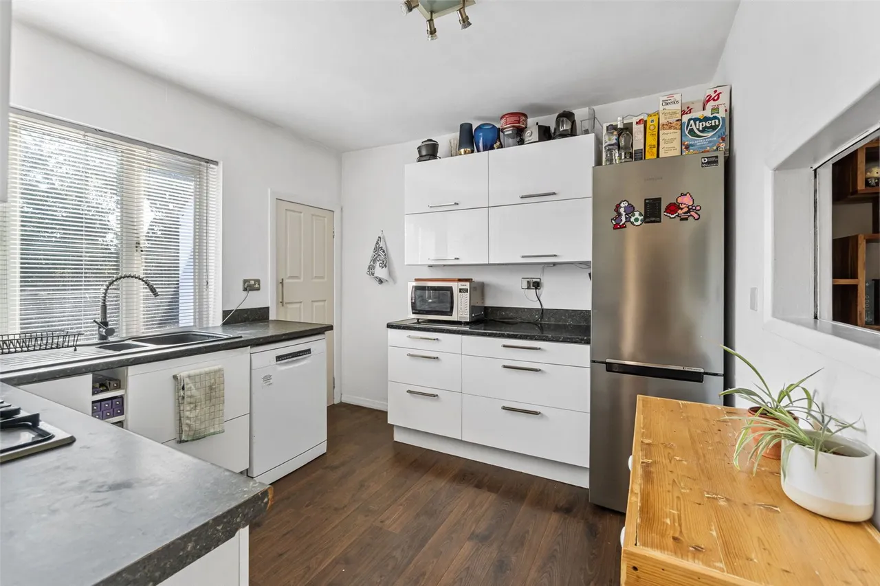 Hampton Court Way, Thames Ditton, KT7 0LX, photo 4