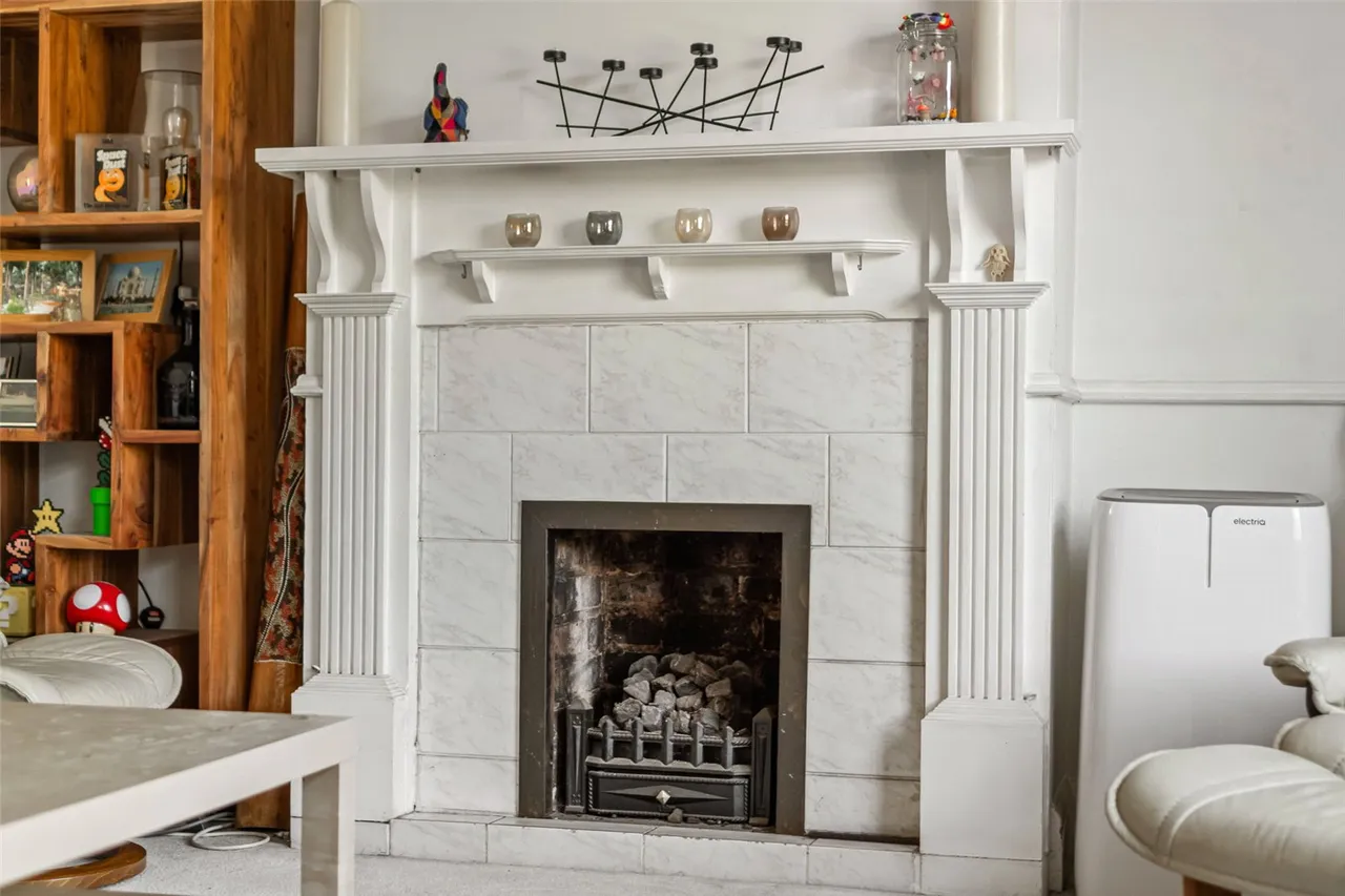 Hampton Court Way, Thames Ditton, KT7 0LX, photo 3