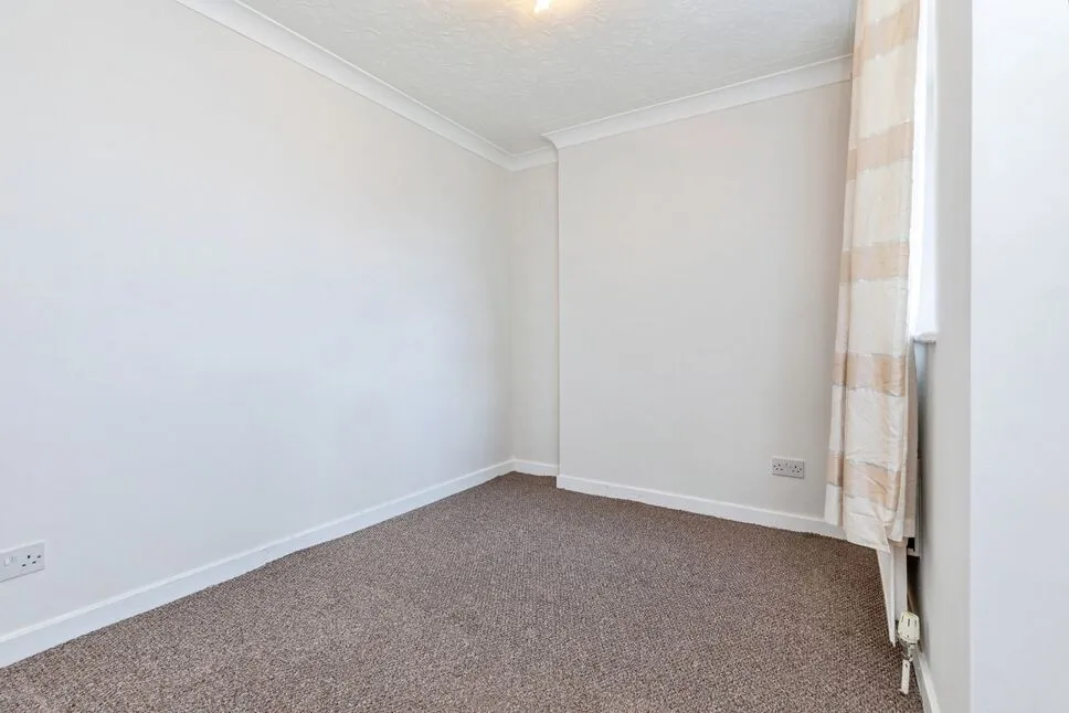 Skinner Street, Gillingham, Kent, ME7, photo 8