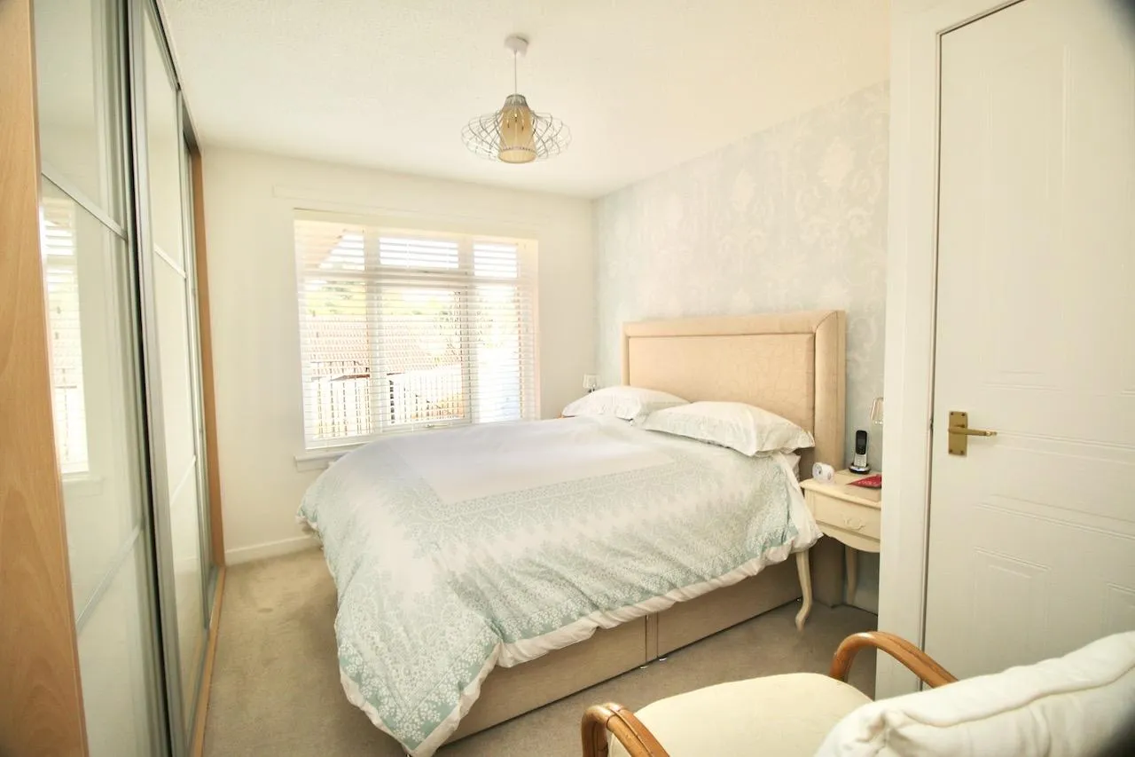 Broomknowe, Cumbernauld, G68 9AQ, photo 15