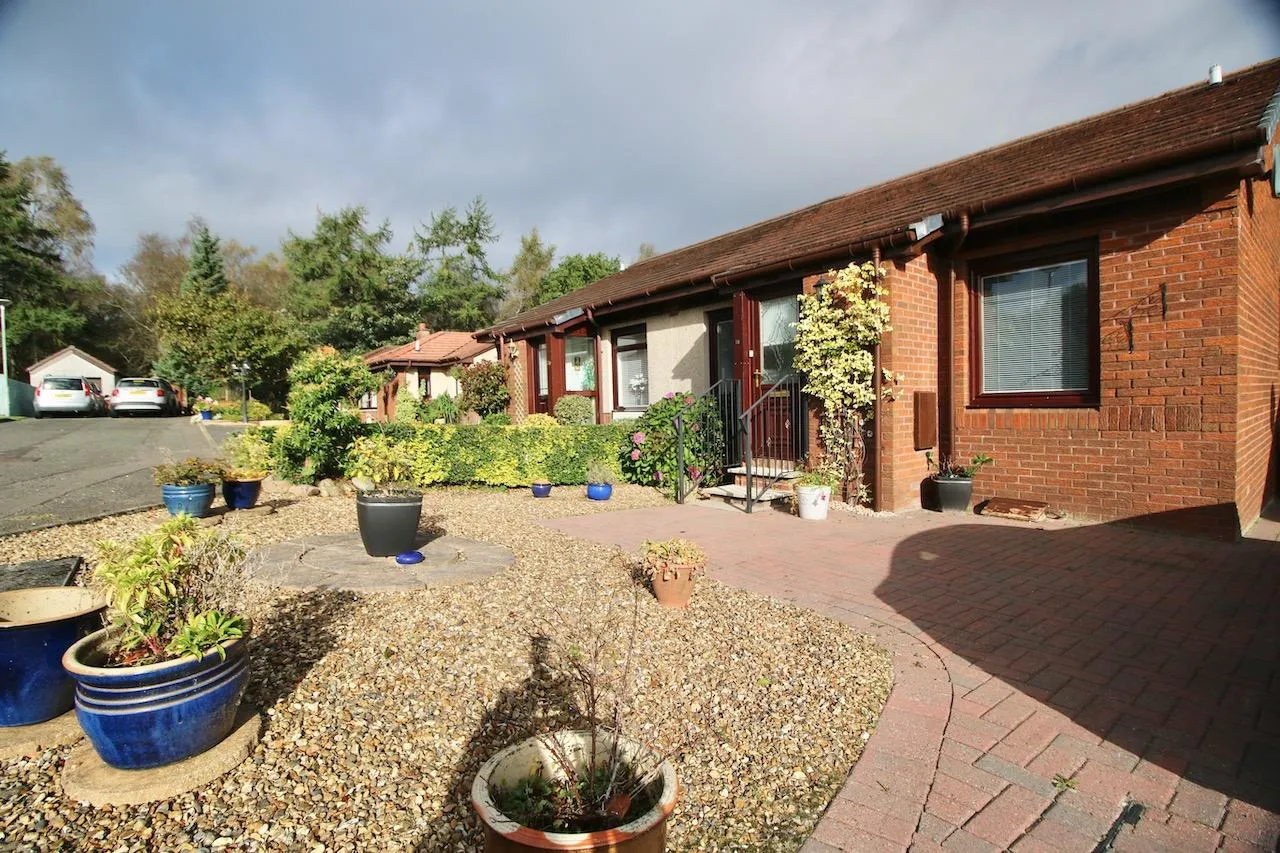 Broomknowe, Cumbernauld, G68 9AQ, photo 25