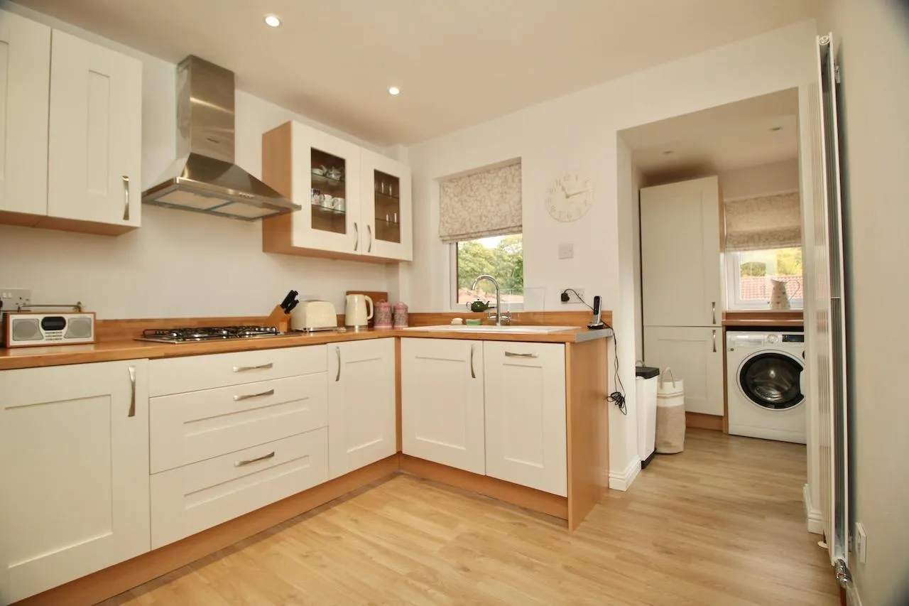 Broomknowe, Cumbernauld, G68 9AQ, photo 11