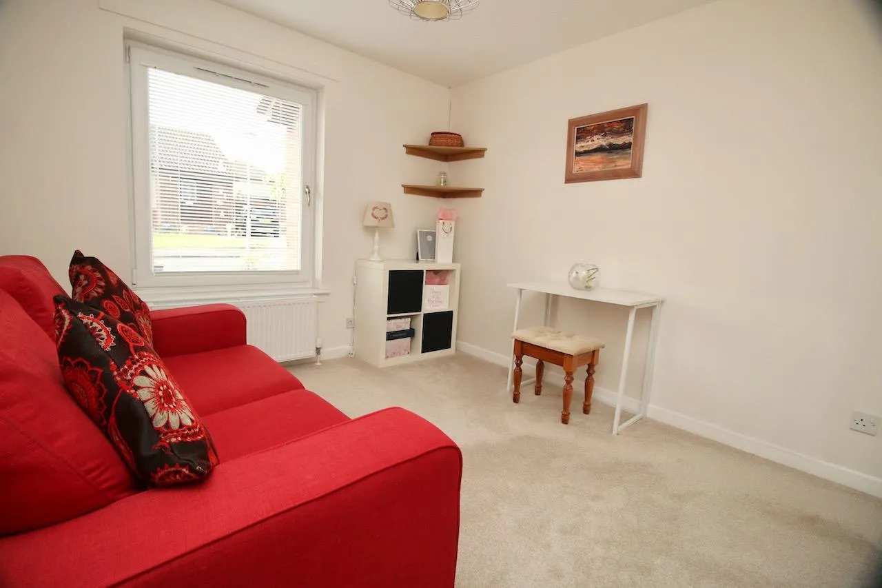 Broomknowe, Cumbernauld, G68 9AQ, photo 21