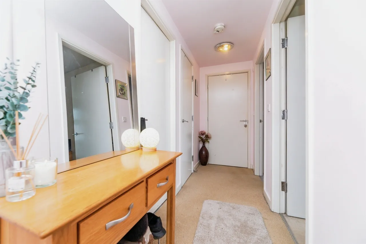 Barberry Court, Barnsley, S70, photo 9