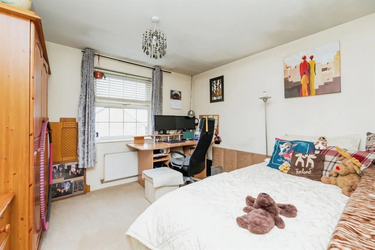 Barberry Court, Barnsley, S70, photo 10