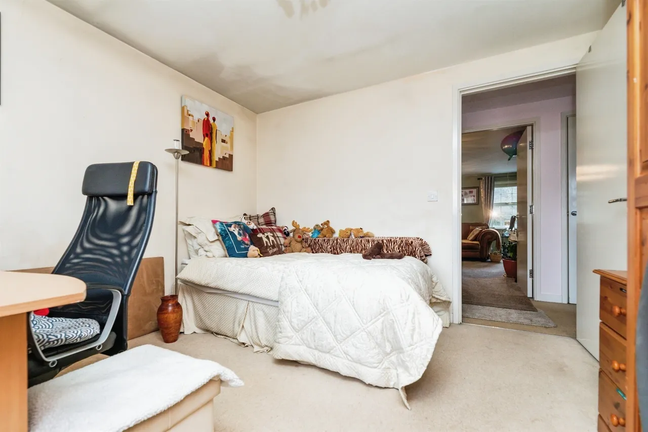 Barberry Court, Barnsley, S70, photo 11