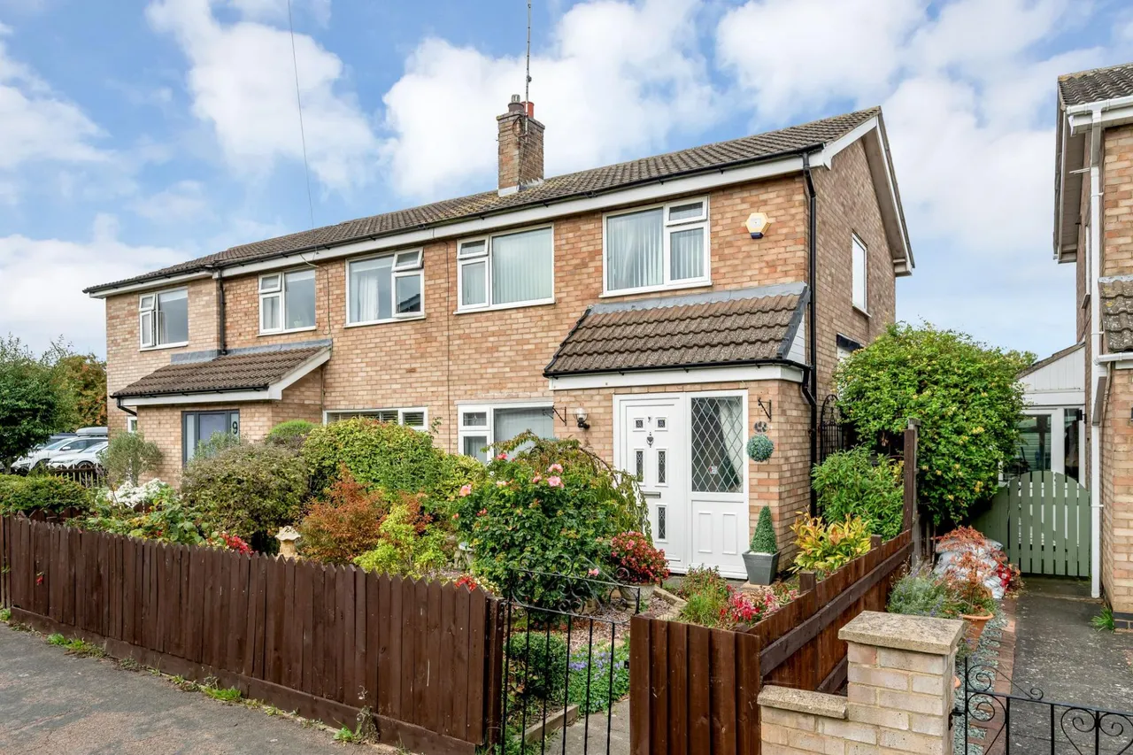 3 bed house for sale, Melrose Close, Stamford, PE9
