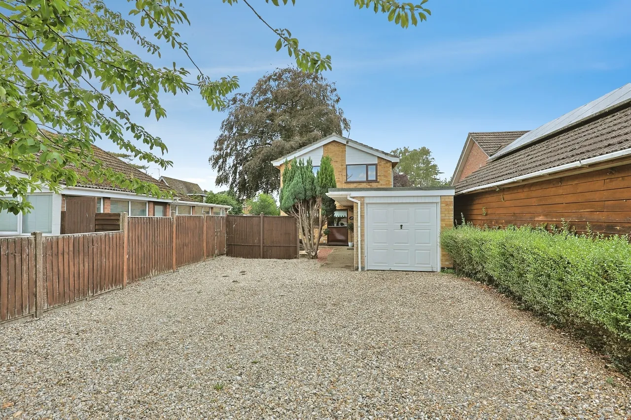 Thetford Road, Watton, IP25, photo 23