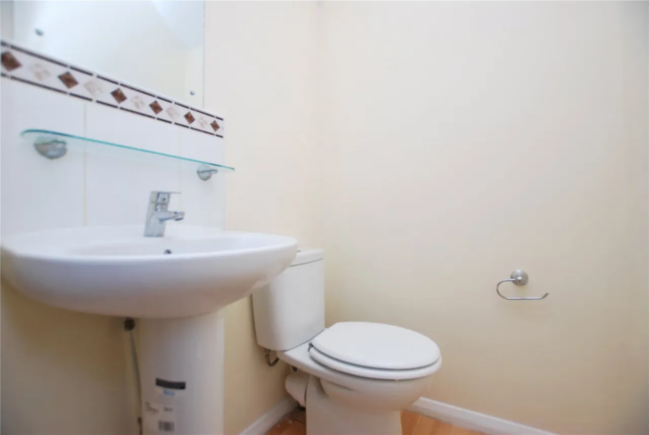 Northway, Guildford, GU2, photo 6