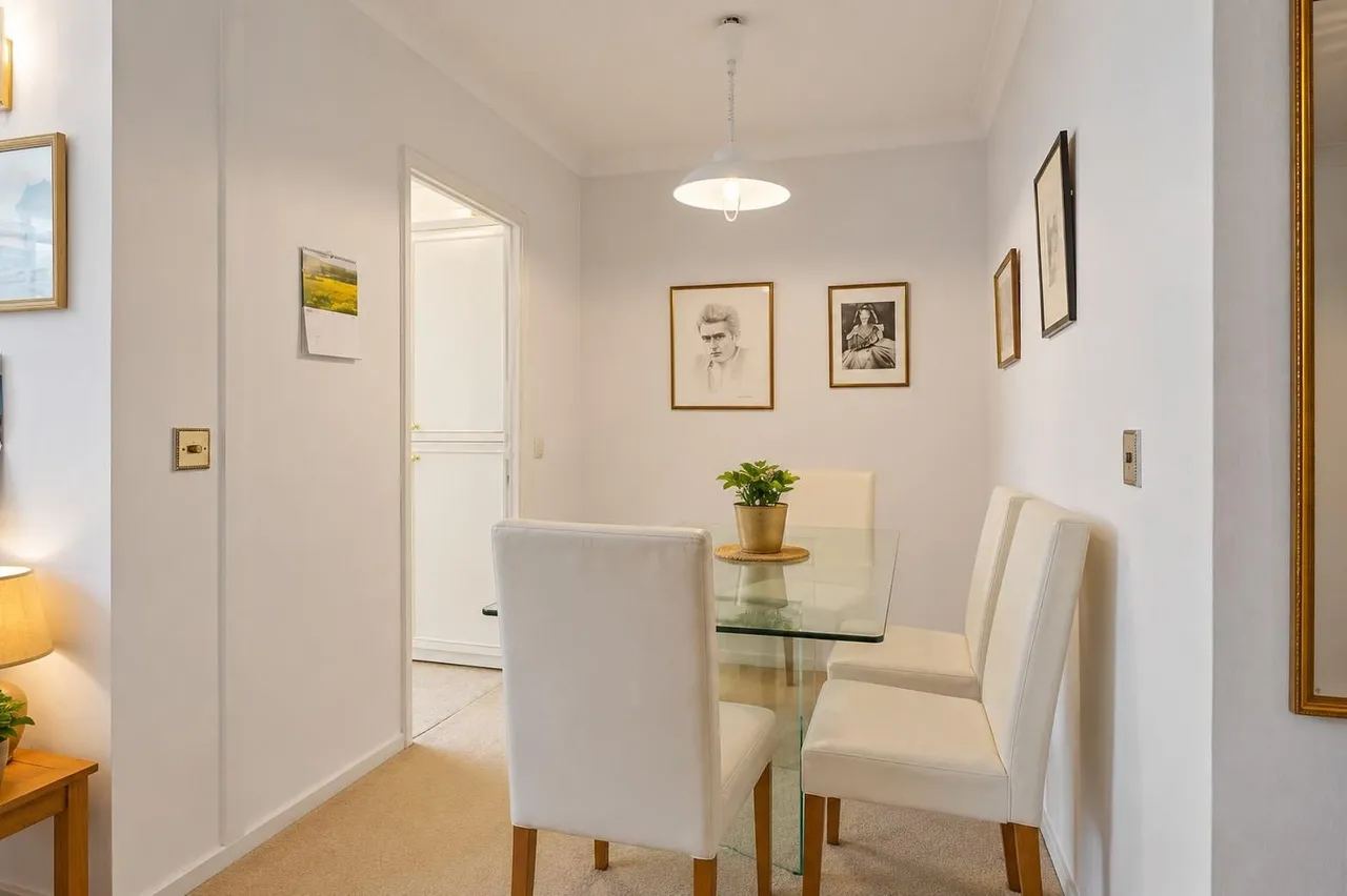 Belsize Grove, London NW3 4XE, photo 19