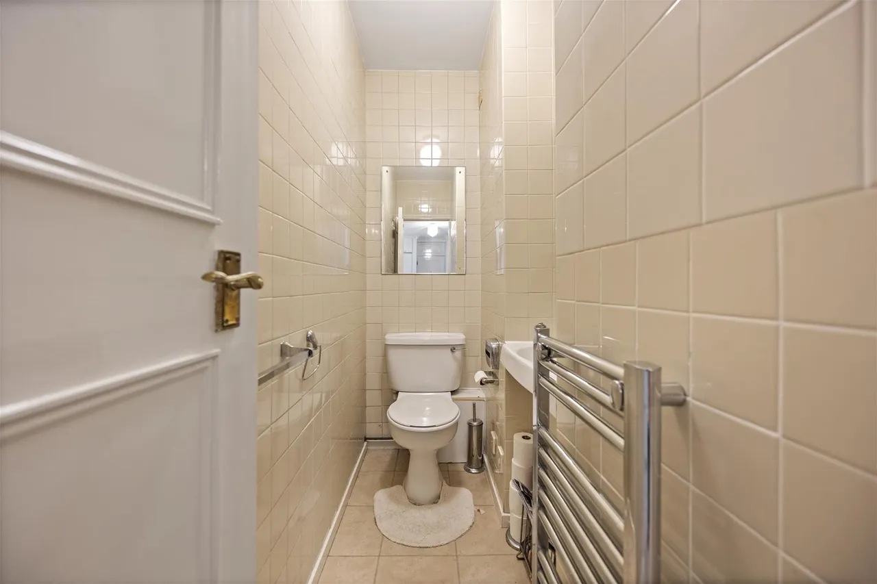 Belsize Grove, London NW3 4XE, photo 16