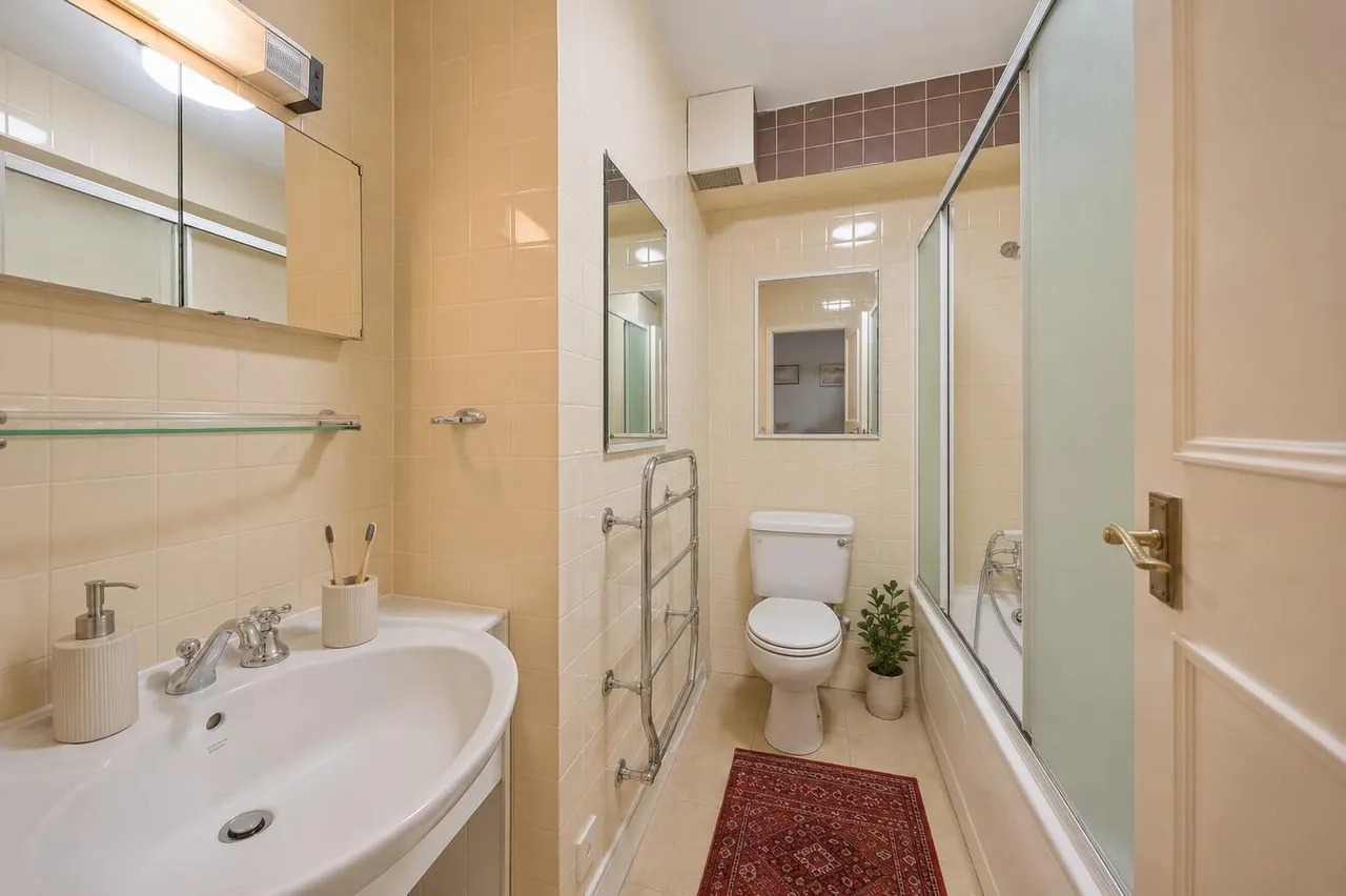 Belsize Grove, London NW3 4XE, photo 15