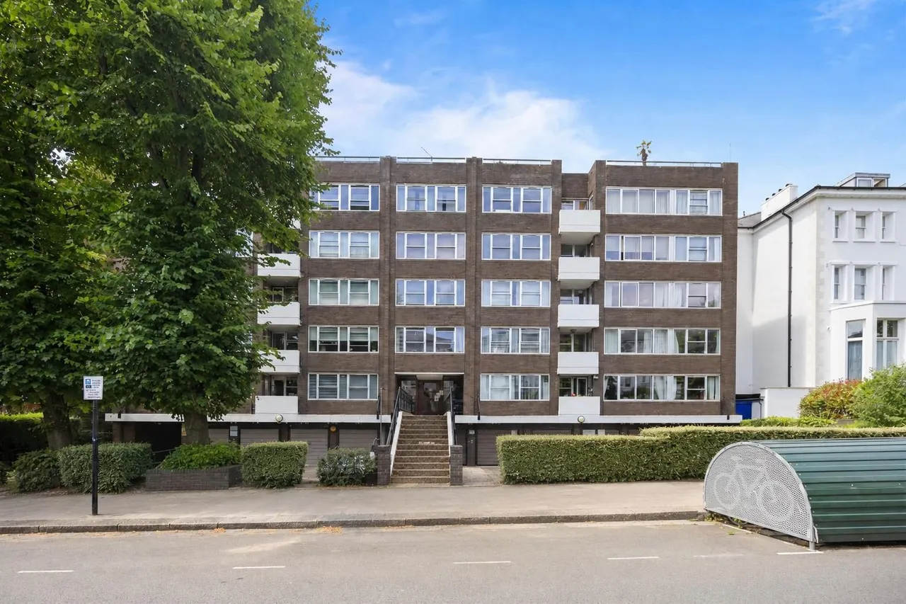 Belsize Grove, London NW3 4XE, photo 6