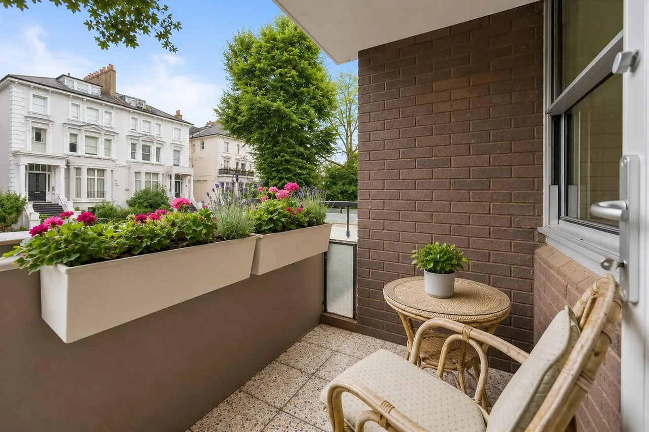 Belsize Grove, London NW3 4XE, photo 7