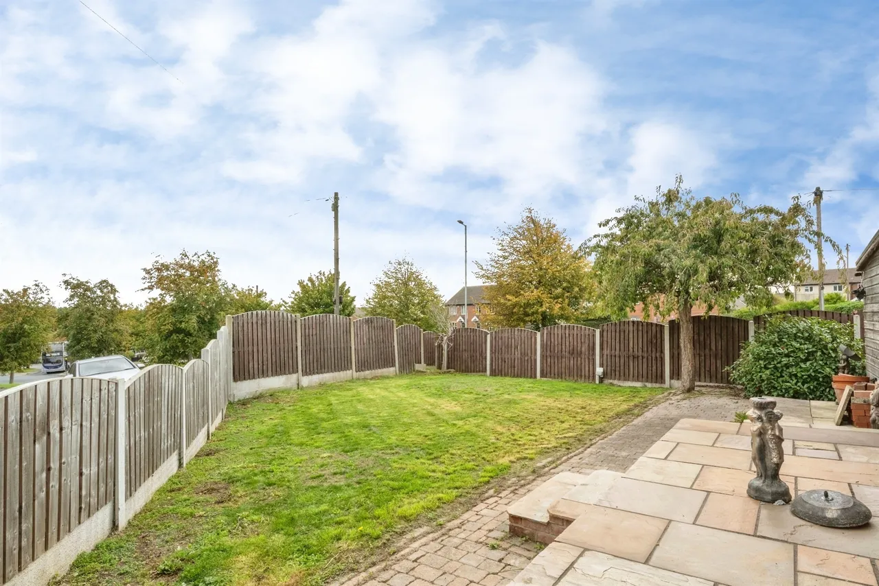 Lumley Close, Maltby, S66, photo 13