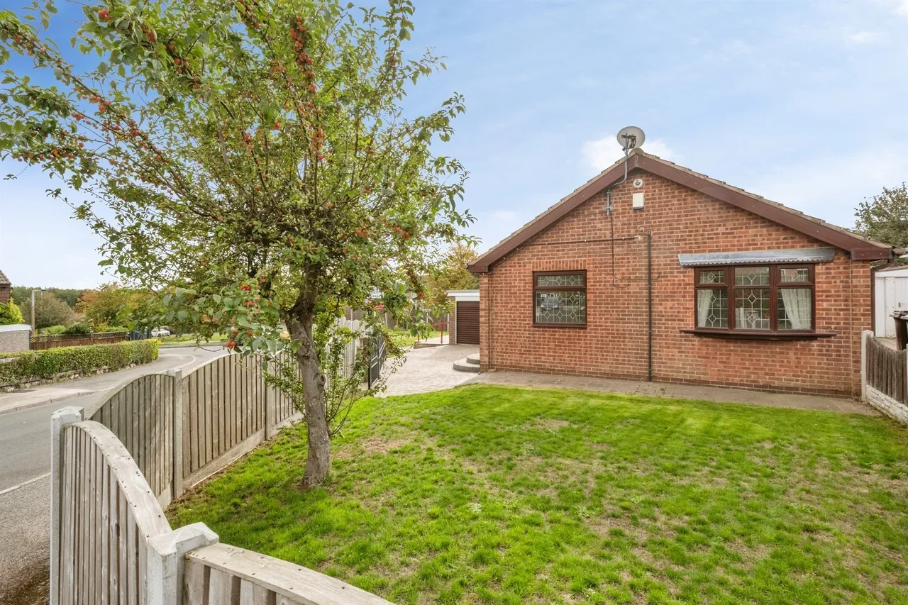 Lumley Close, Maltby, S66, photo 8