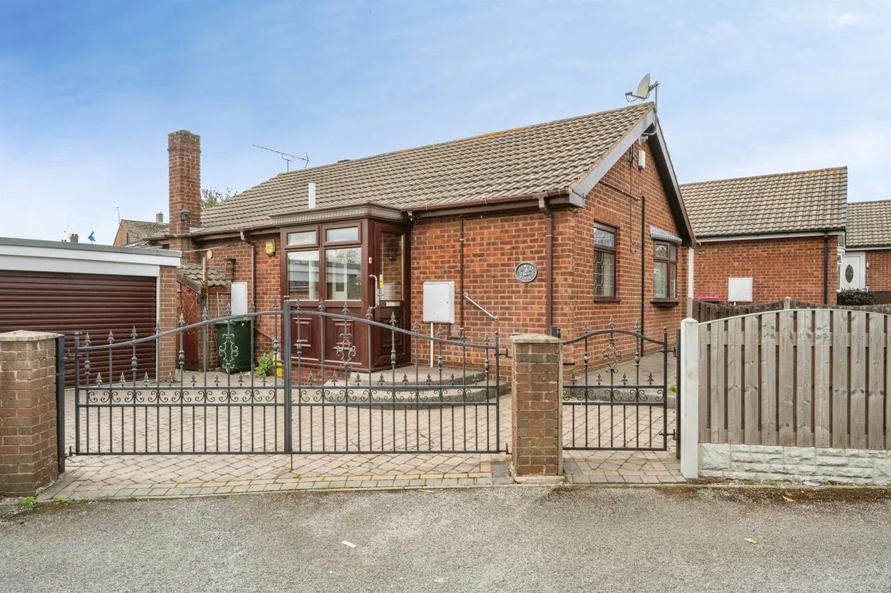 Lumley Close, Maltby, S66, photo 14