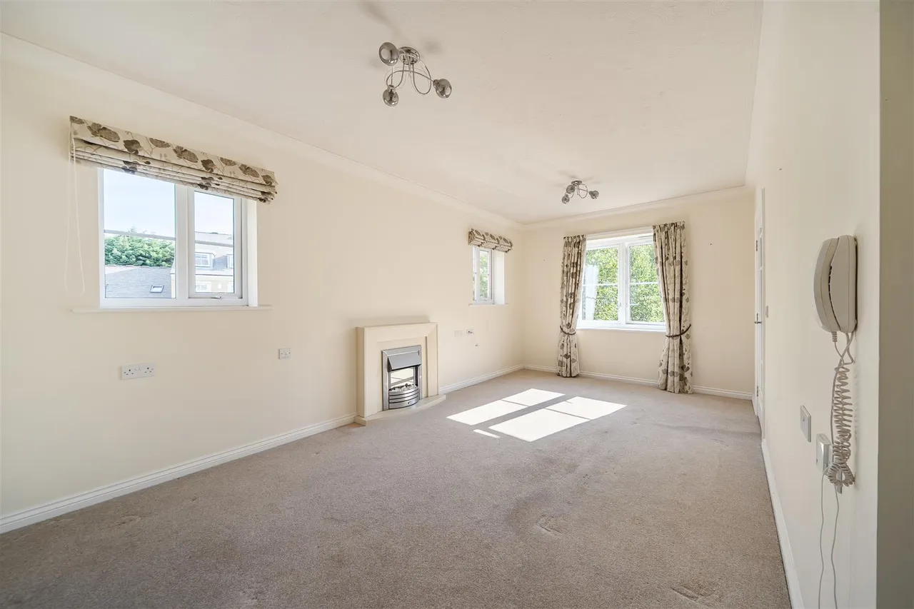 York Road, Wetherby, LS22, photo 2