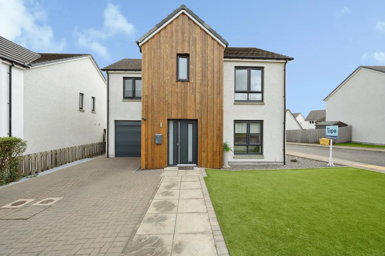5 bed house for sale, Kintrae View, Elgin, IV30
