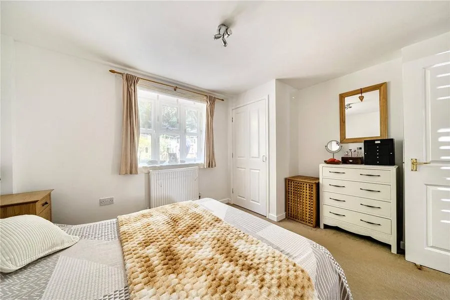 Hanger Court, Knaphill, GU21, photo 7