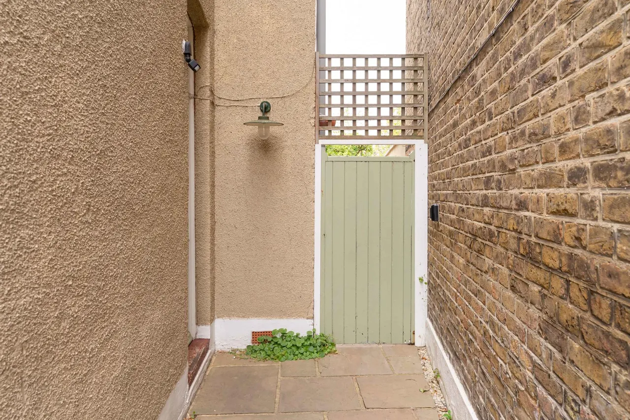 Dunstans Road, London, SE22, photo 20