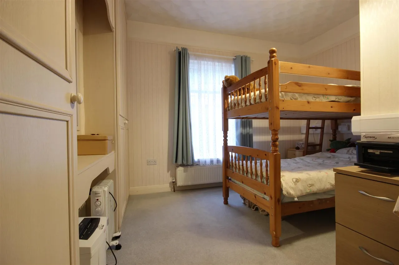 Cross Street, Great Hatfield, photo 16