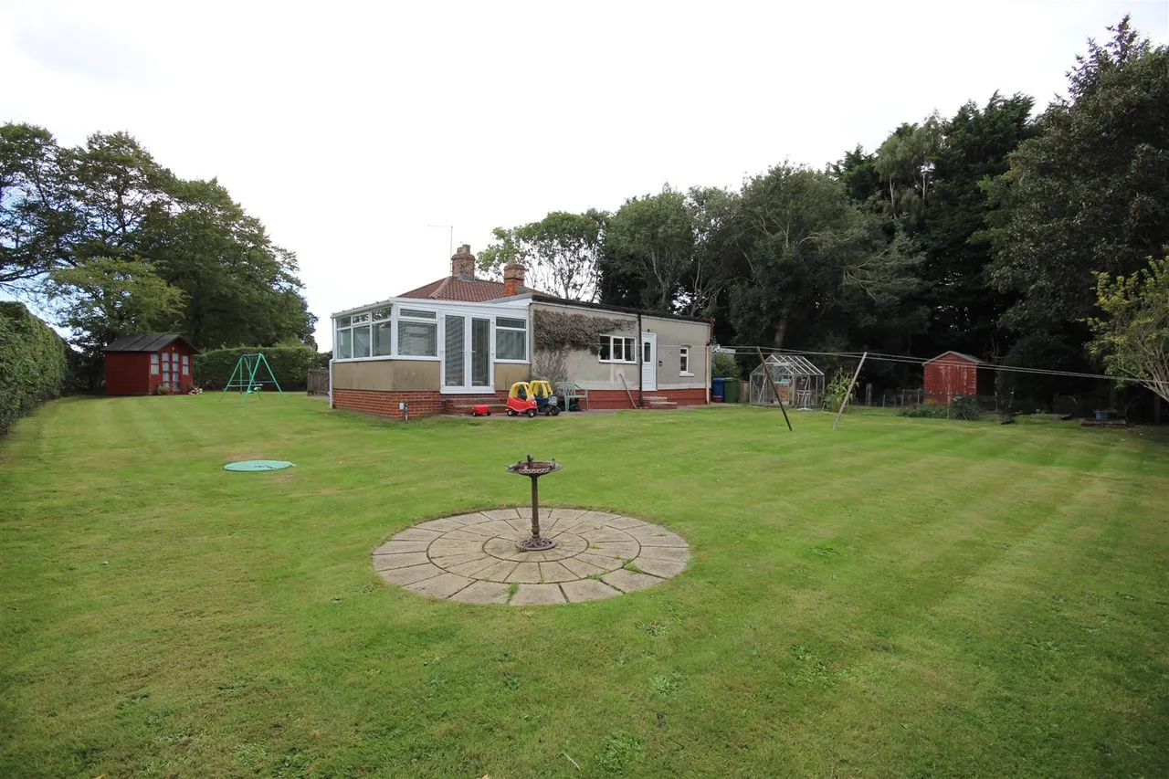 Cross Street, Great Hatfield, photo 24