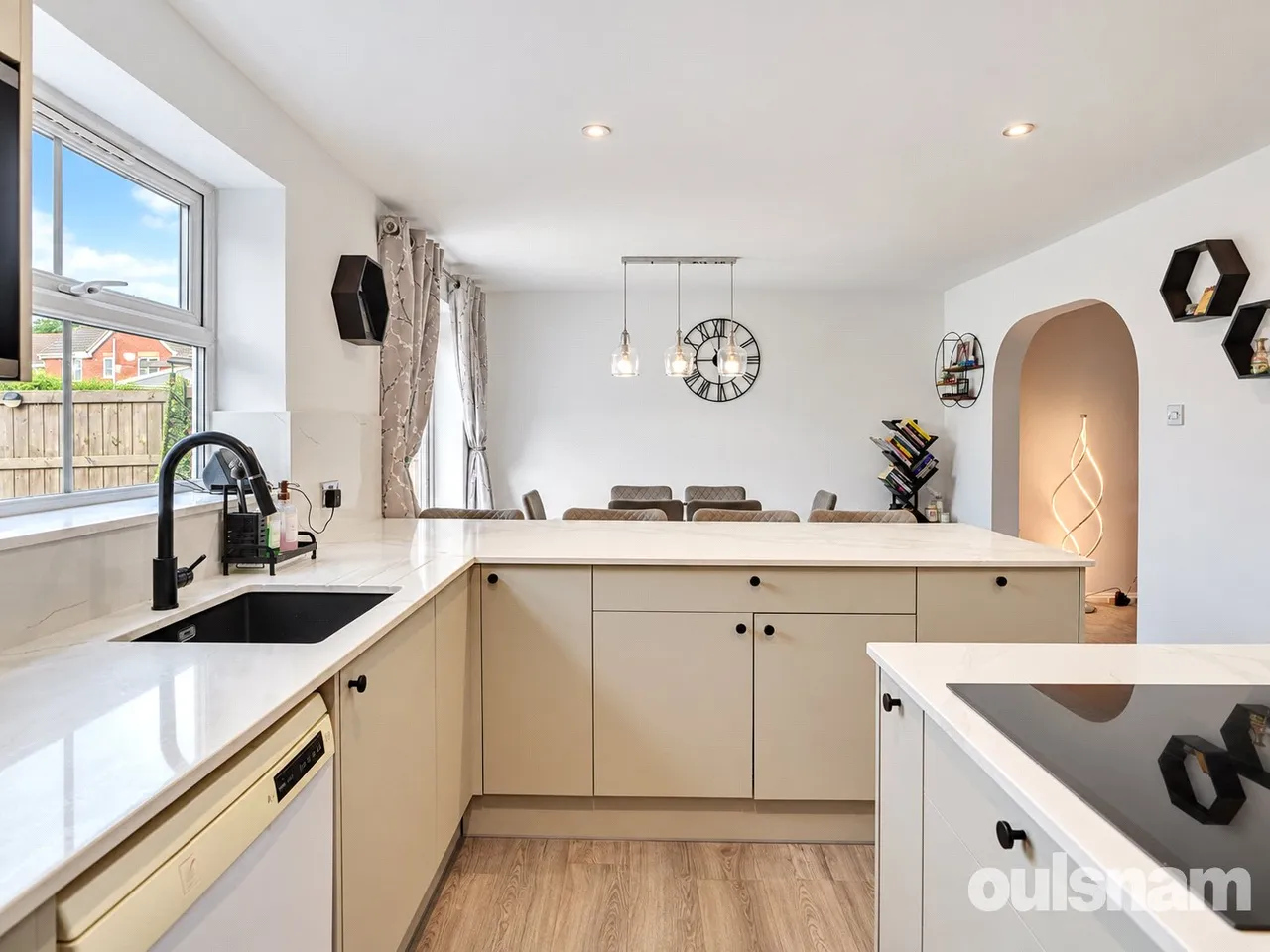 Nightingale Close, Droitwich, Worcestershire, WR9 7HB, photo 8