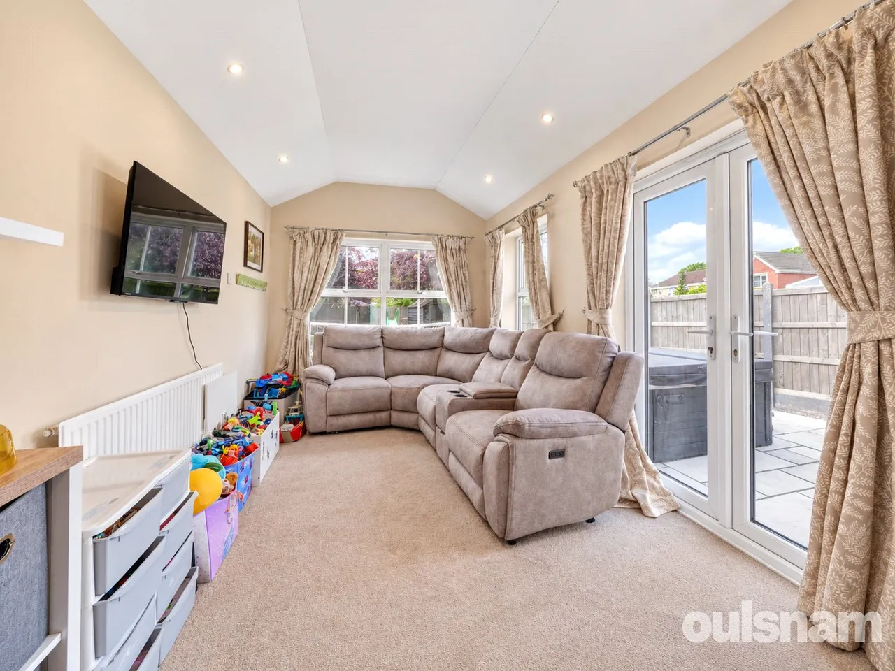 Nightingale Close, Droitwich, Worcestershire, WR9 7HB, photo 10