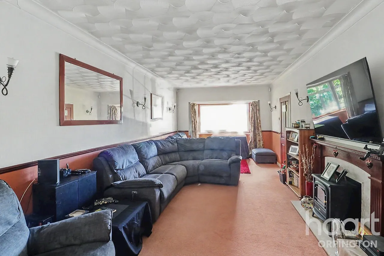 St Aubyns Gardens, Orpington, BR6, photo 2