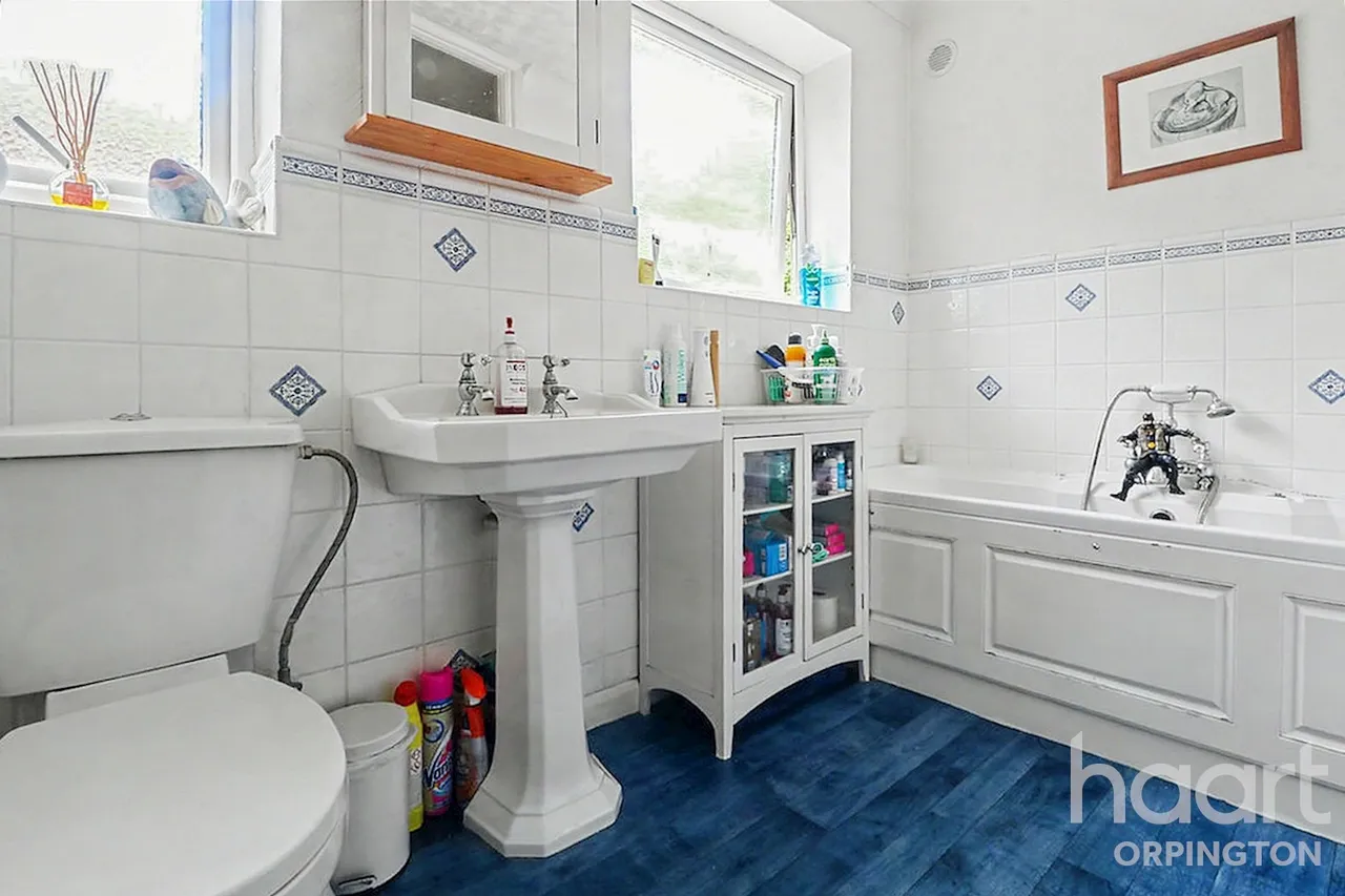 St Aubyns Gardens, Orpington, BR6, photo 10