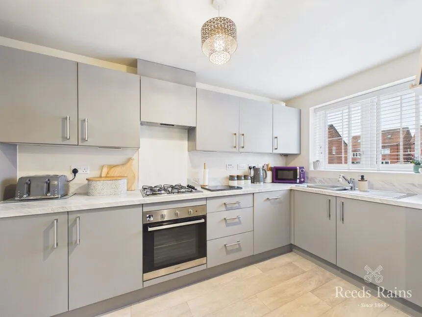 Millfields Drive, YO13, photo 5