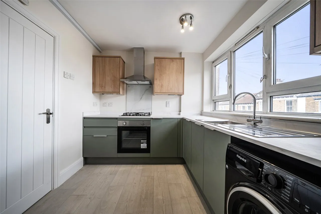 Vestry Road, SE5, photo 18