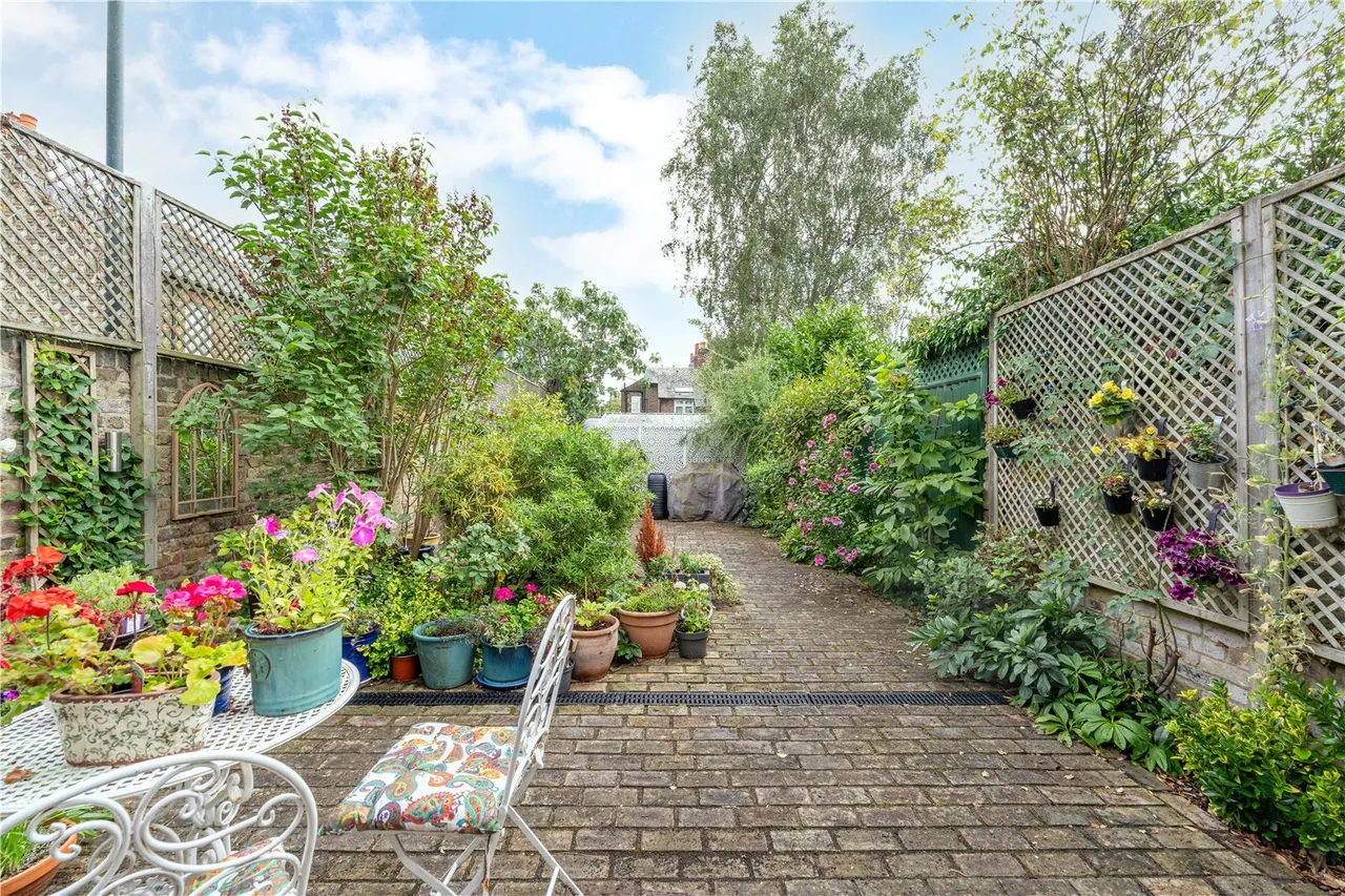 Albion Road, Twickenham, TW2 6QJ, photo 3