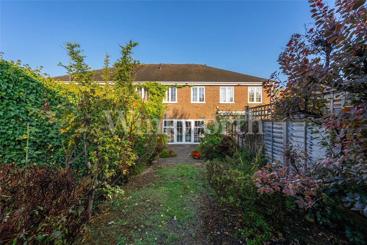 Sheridan Walk, London, NW11, photo 11