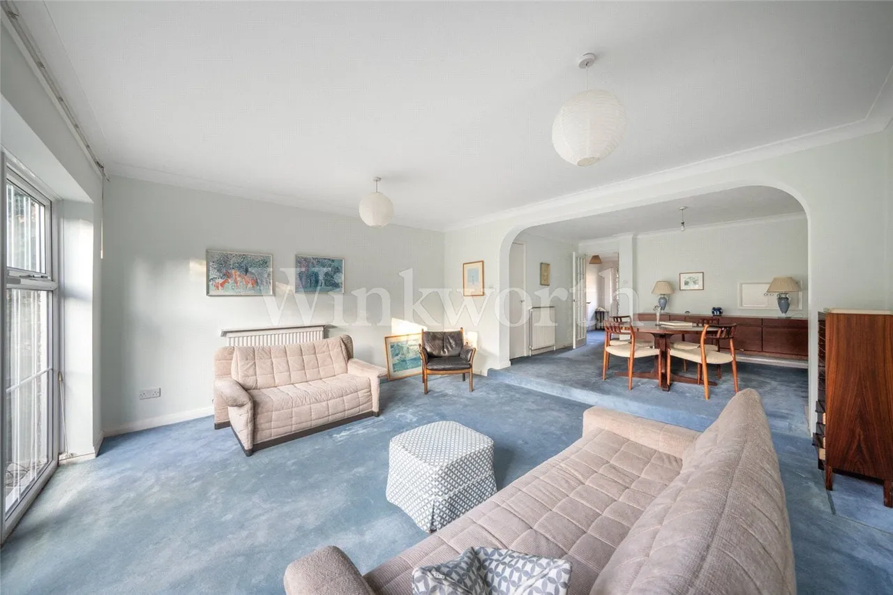 Sheridan Walk, London, NW11, photo 4