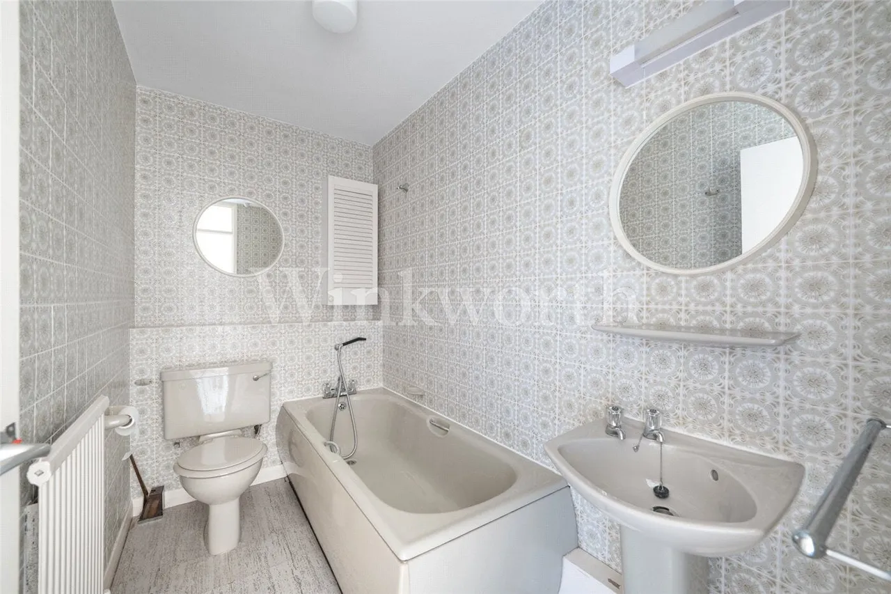 Sheridan Walk, London, NW11, photo 13