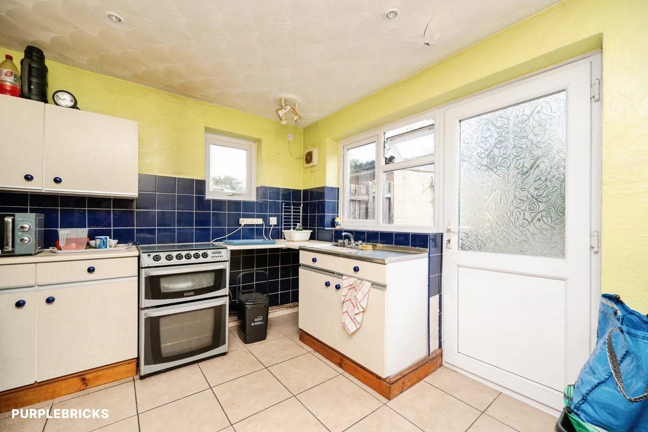 3 bed house for sale, Farmcroft Road, Stourbridge, DY9