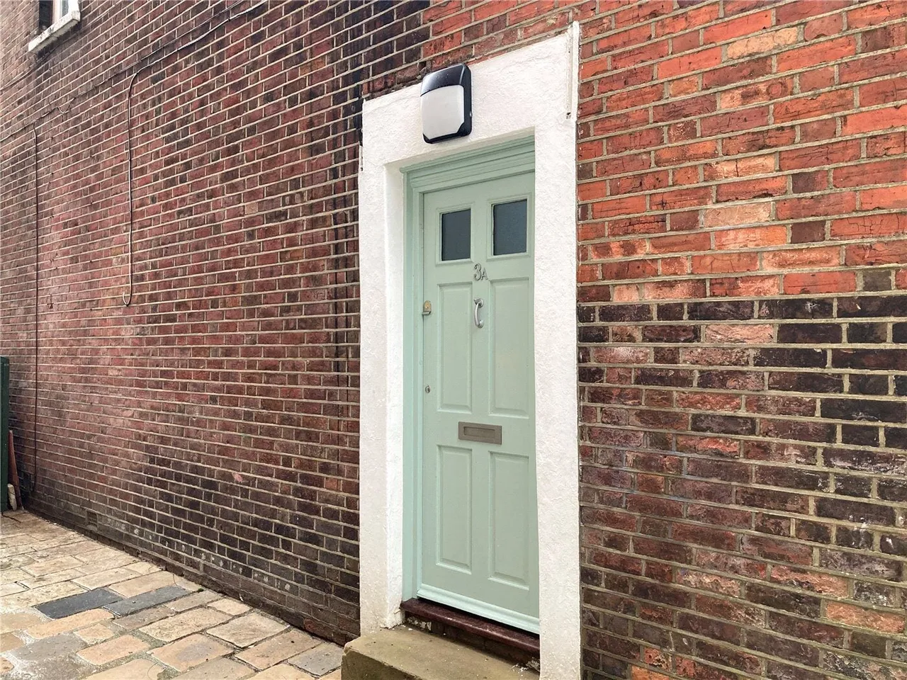 2 bed flat to rent, High Street, Poole, BH15