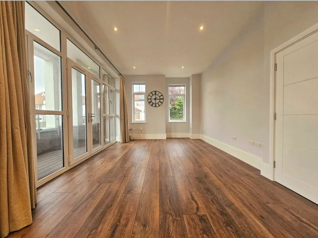 Russell Hill, Purley, CR8, photo 6