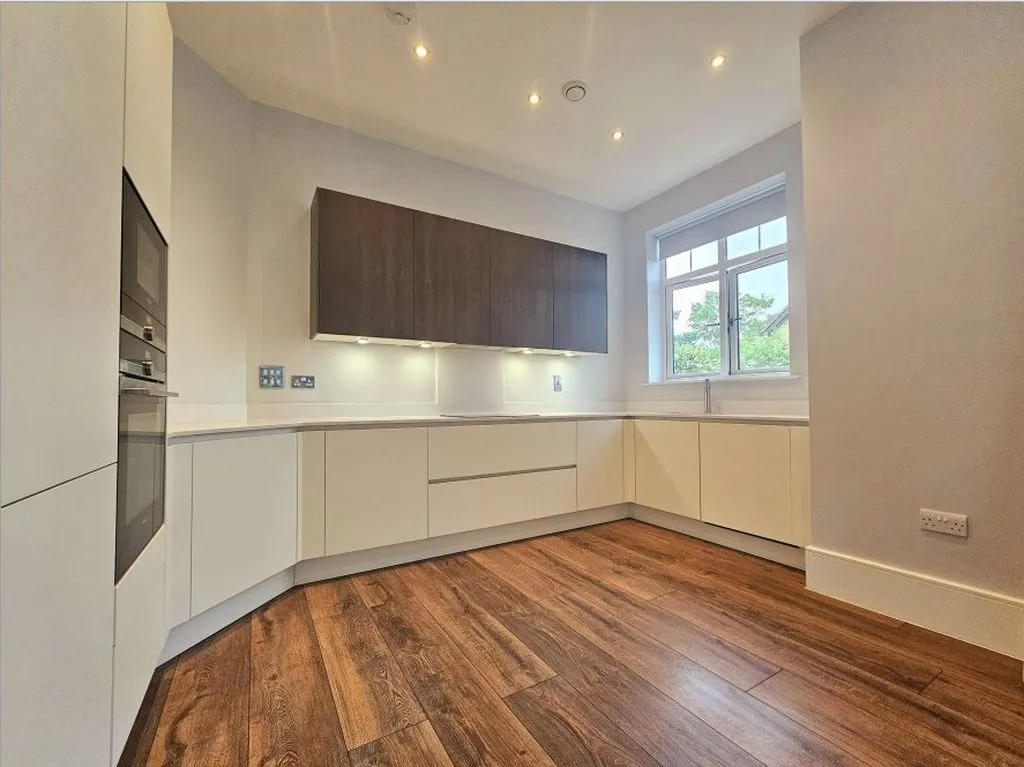 Russell Hill, Purley, CR8, photo 7