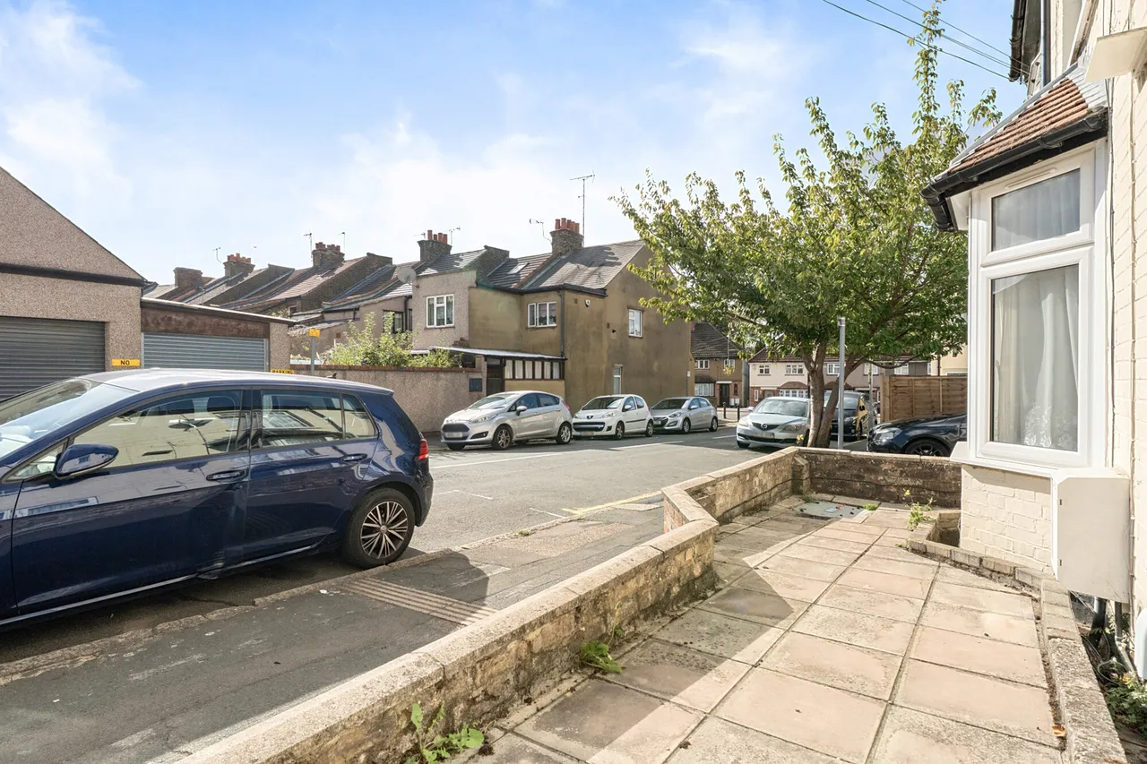 Dairy Mews, WD18, photo 10