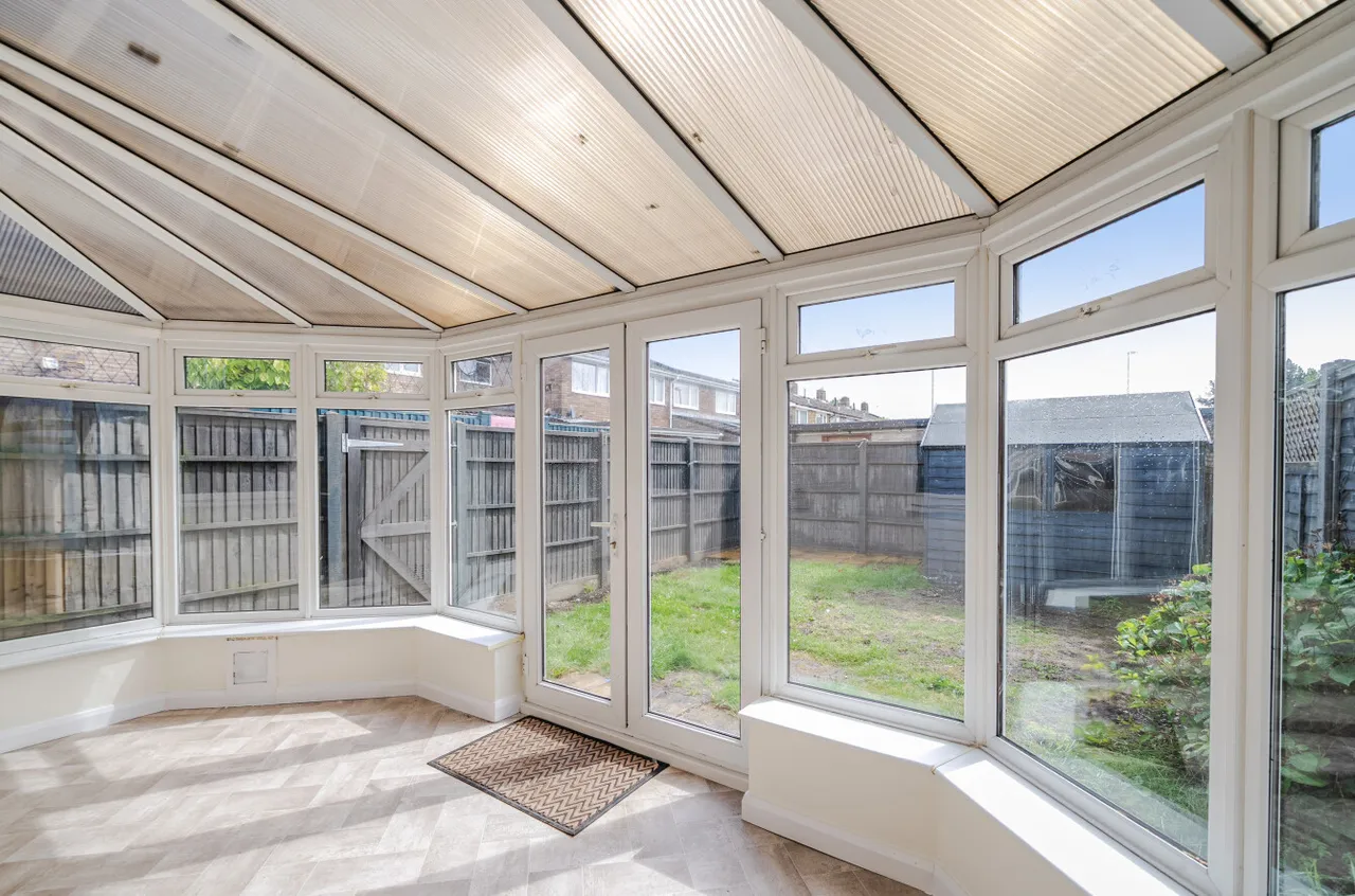 St. James Way, Portchester, PO16, photo 3