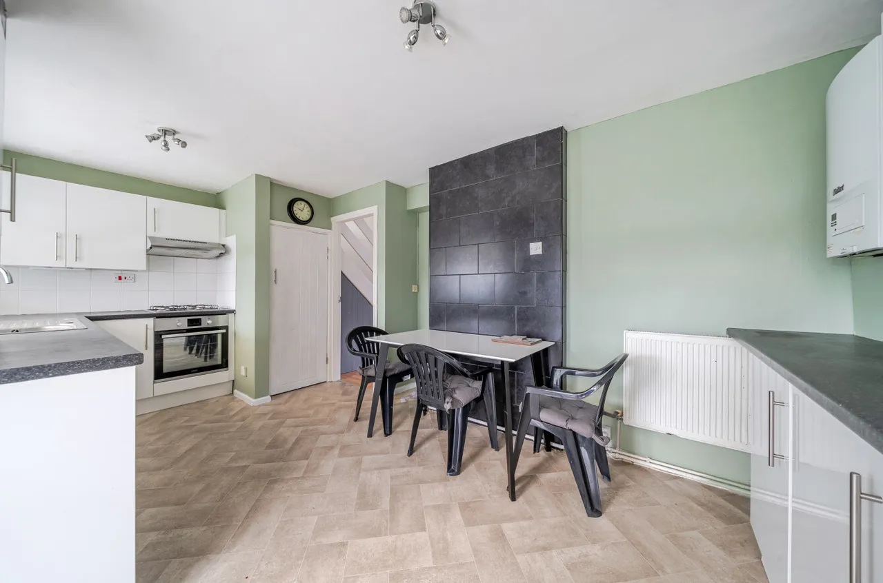 St. James Way, Portchester, PO16, photo 5