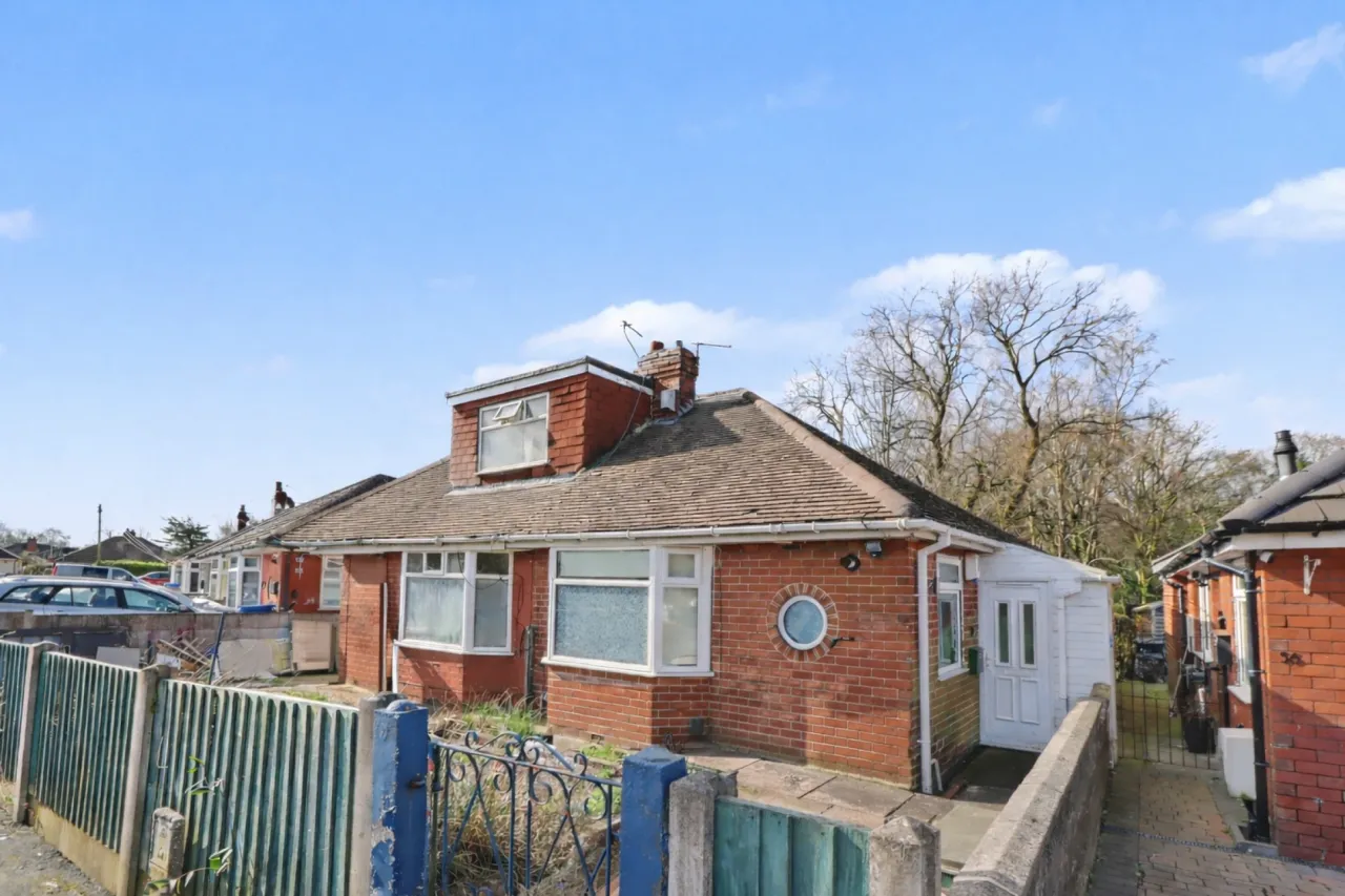 1 bed house for sale, Parkhead Drive, Stoke-On-Trent