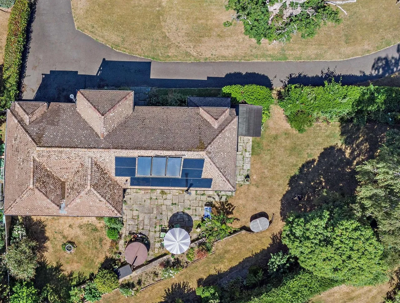 Priory Close, East Farleigh, photo 2